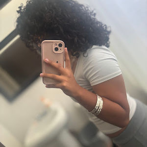 Meet your Posher, Lucero